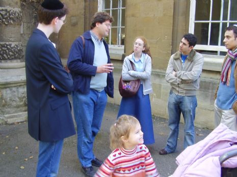 Jewish Tour of Oxford 2005 001.jpg